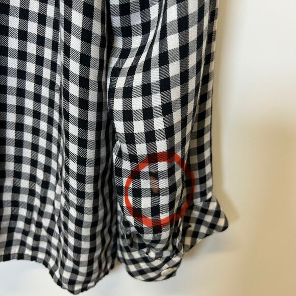 J. Jill Plaid Black & White Button down Women’s Top Front pocket Size Large - Picture 9 of 10